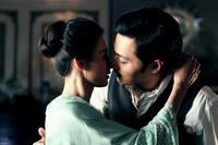 Cecilia Cheung and Jang Dong-gun in "Dangerous Liaisons."