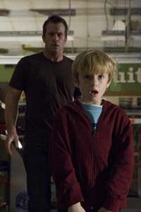 Thomas Jane and Nathan Gamble in "The Mist."