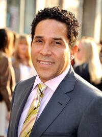 Oscar Nunez at the California premiere of "The Proposal."