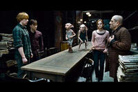 Rupert Grint, Daniel Radcliffe, Emma Watson and Andy Linden with house elves Kreacher and Dobby in "Harry Potter and the Deathly Hallows: Part 1"