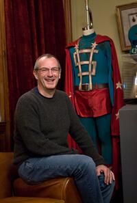Dave Gibbons on the set of "Watchmen."