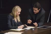 Naomi Watts as Eleanor Whitman and Director Tom Tykwer on the set of "The International."