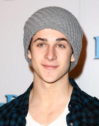David Henrie at the California premiere of "Hotel for Dogs."