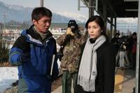 Director Izuru Narushima and Yuko Takeuchi on the set of "Midnight Eagle."