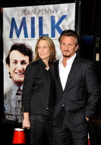 Robin Wright Penn and Sean Penn at the California premiere of "Milk."