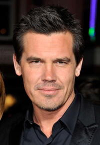 Josh Brolin at the California premiere of "Milk."
