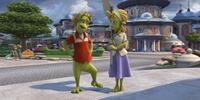 Lem voiced by Justin Long with Neera voiced by Jessica Biel in "Planet 51."
