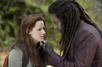 Kristen Stewart and Edi Gathegi in "New Moon."