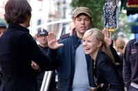 Jon Heder, Mark Steven Johnson and Kristen Bell on the set of "When in Rome."