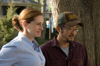 Julia Roberts and director/screenwriter Dennis Lee on the set of "Fireflies in the Garden."