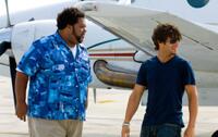 Tuffy Questell as Lawson Peakes and Michael Lombardi as Josh Anders in "Cayman Went."