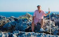 Peter Maloney as Seaver Weston in "Cayman Went."