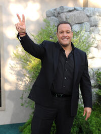 Kevin James at the California premiere of "Zookeeper."