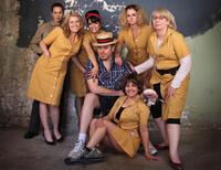 Stacy Cunningham, Starina Johnson, Pleasant Gehman, Susan Traylor, Mink Stole, Jane Wiedlin and director Steve Balderson on the set of "Stuck!"