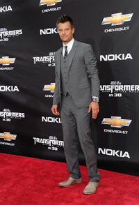Josh Duhamel at the New York premiere of "Transformers: Dark of the Moon."
