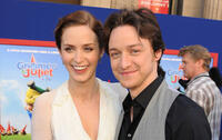 Emily Blunt and James McAvoy at the California premiere of "Gnomeo And Juliet."