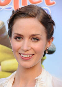 Emily Blunt at the California premiere of "Gnomeo And Juliet."