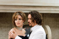 Angelina Jolie as Elise and Johnny Depp as Frank in "The Tourist"