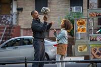 Jamie Foxx as Stacks and Quvenzhane Wallis as Annie in "Annie."
