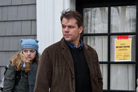 Anna Jacoby-Heron as Jory Emhoff and Matt Damon as Mitch Emhoff in "Contagion."