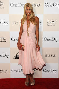 Beth Ostrosky at the New York premiere of "One Day."