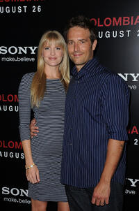 Lauren Vartan and Michael Vartan at the California premiere of "Colombiana."
