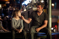 Dakota Goyo as Max and Hugh Jackman as Charlie Kenton in "Real Steel."
