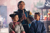 Guo Congmeng as Little Lily, Dai Yan as Little Snow Flower and Tang Ying as Madame Wang in "Snow Flower and the Secret Fan."