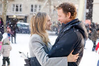Sarah Jessica Parker as Kate Reddy and Greg Kinnear as Richard Reddy in "I Don't Know How She Does It."