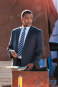 Anthony Mackie in "Man On A Ledge."