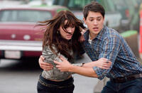 Jacqueline Macinnes Wood as Olivia and Nicholas D'agosto as Sam in "Final Destination 5."