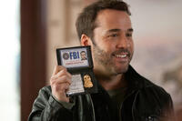 Jeremy Piven in "So Undercover."