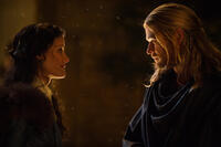 Jaimie Alexander as Sif and Chris Hemsworth as Thor in "Thor: The Dark World."