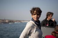 Halle Berry on the set of "Dark Tide."