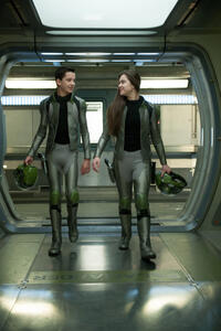 Asa Butterfield and Hailee Steinfeld in "Ender's Game."