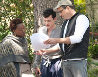 Viola Davis, Alden Ehrenreich and Director Richard LaGravenese on the set of "Beautiful Creatures."
