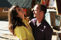 Mary Elizabeth Winstead as Kate Hannah and Aaron Paul as Charlie Hannah in "Smashed."