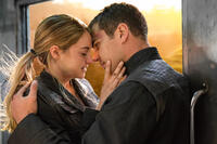 Shailene Woodley and Theo James in "Divergent."