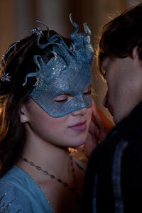 Hailee Steinfeld and Douglas Booth in "Romeo and Juliet."