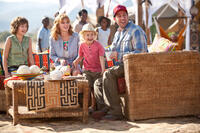 Emma Fuhrmann as Espn, Bella Thorne as Hilary, Alyvia Alyn Lind as Lou and Adam Sandler as Jim in "Blended."