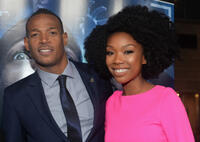 Marlon Wayans and Brandy Norwood at the California premiere of "A Haunted House 2."