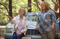Susan Sarandon as Pearl and Melissa Mccarthy as Tammy in "Tammy."