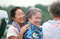 Sandra Oh as Susanne and Kathy Bates as Lenore in "Tammy."