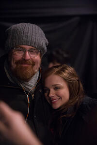 Director R.J. Cutler and Chloe Moretz as Mia Hall on the set of "If I Stay."