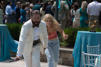 Zach Galifianakis and Kristen Wiig in "Masterminds."
