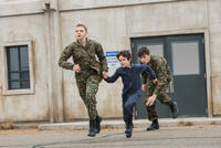 Chloe Grace Moretz as Cassie Sullivan and Nick Robinson as Ben Parish in "The 5th Wave."
