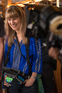 Catherine Hardwicke on the set of "Miss You Already."