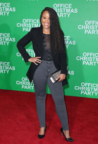 Kellee Stewart at the California premiere of "Office Christmas Party."