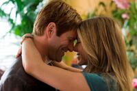 Aaron Eckhart and Jennifer Aniston in "Love Happens."