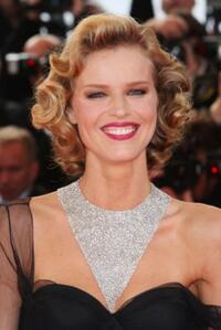 Model Eva Herzigova at the premiere of "Che" during the 61st International Cannes Film Festival.